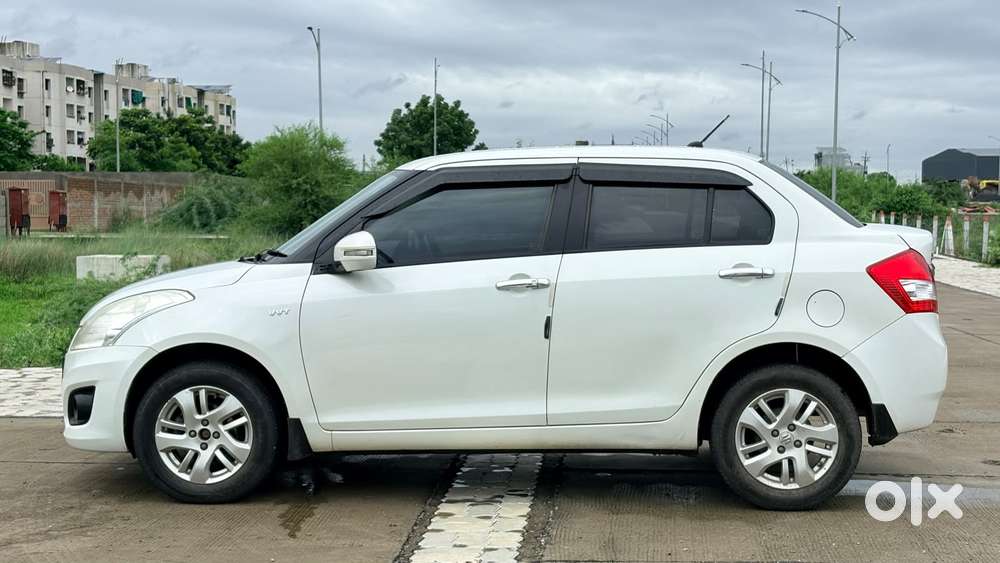 Maruti Suzuki Dzire 1.2 Zxi, 2014, Petrol