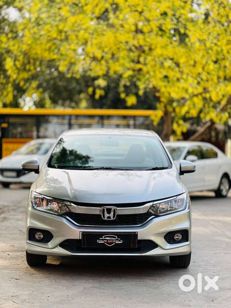 Honda City I-vtec V, 2018, Petrol
