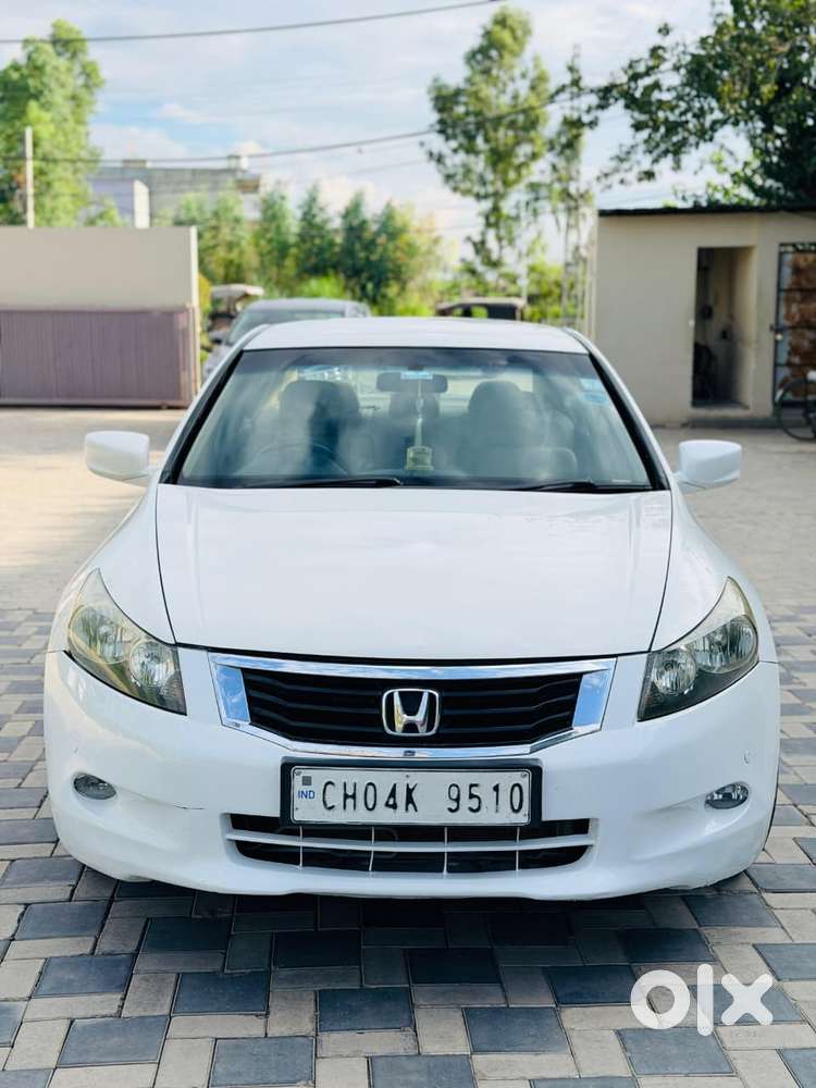 Honda Accord 2.4 Manual, 2009, Petrol