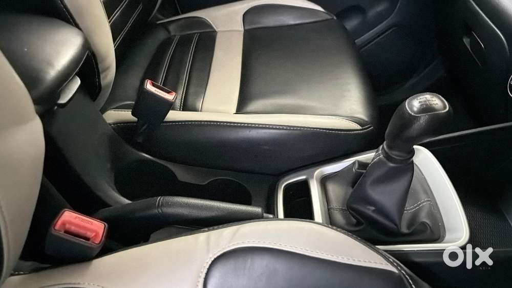 Hyundai Venue 1.2 S Plus, 2022, Petrol