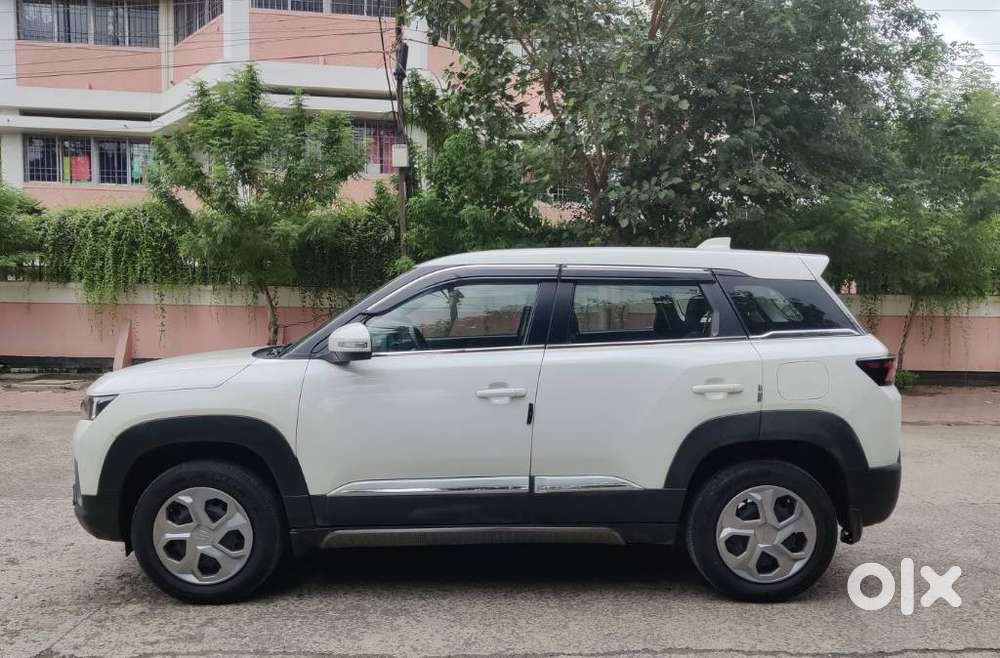 Maruti Suzuki Brezza 1.5 Vxi Smart Hybrid, 2024, Petrol