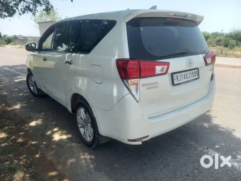 Toyota Innova Crysta 2016 Diesel Manual