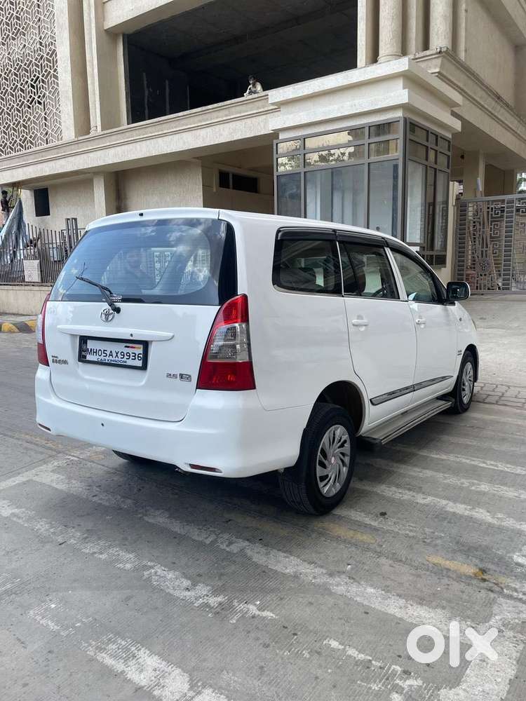 Toyota Innova 2.5 G (diesel) 8 Seater Bs Iv, 2011, Diesel
