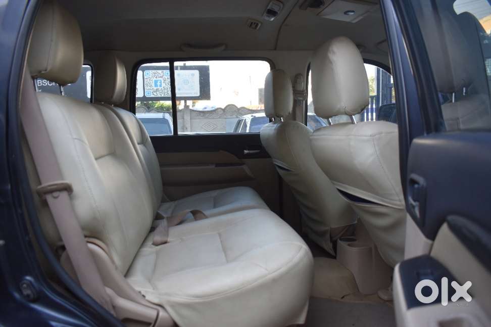 Ford Endeavour 2009-2014 3.0l 4x4 At, 2011, Diesel