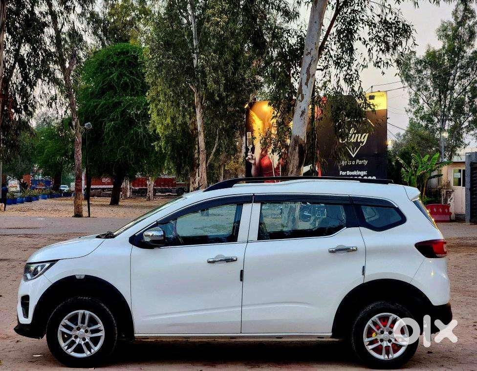 Renault Triber Rxl, 2022, Petrol