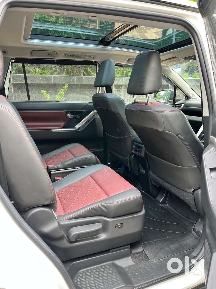 Toyota Innova Hycross 2.0 Zx (o) Hybrid 7 Str, 2026, Cng & Hybrids