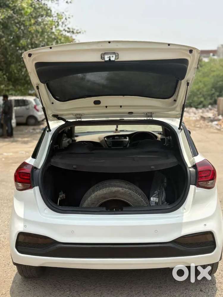 Excellent Car With Full Loading