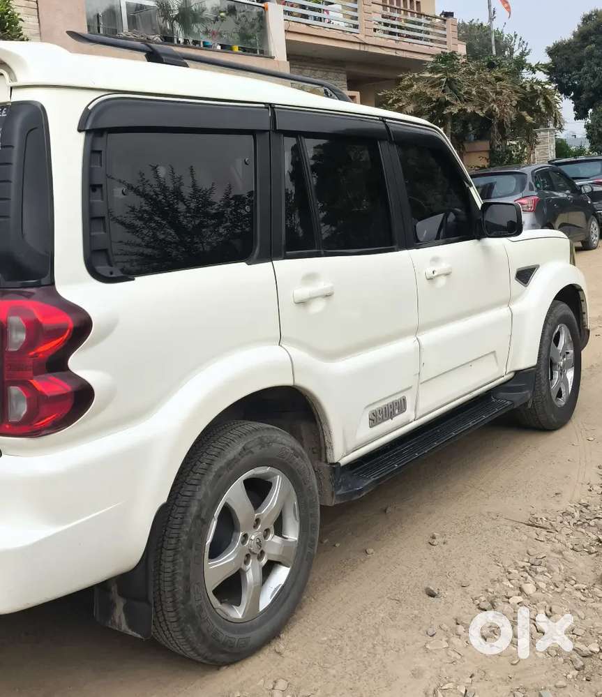 Mahindra Scorpio Classic 2019