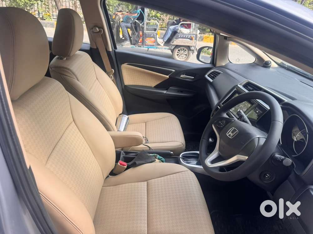 Honda Jazz Petrol Automatic 2017