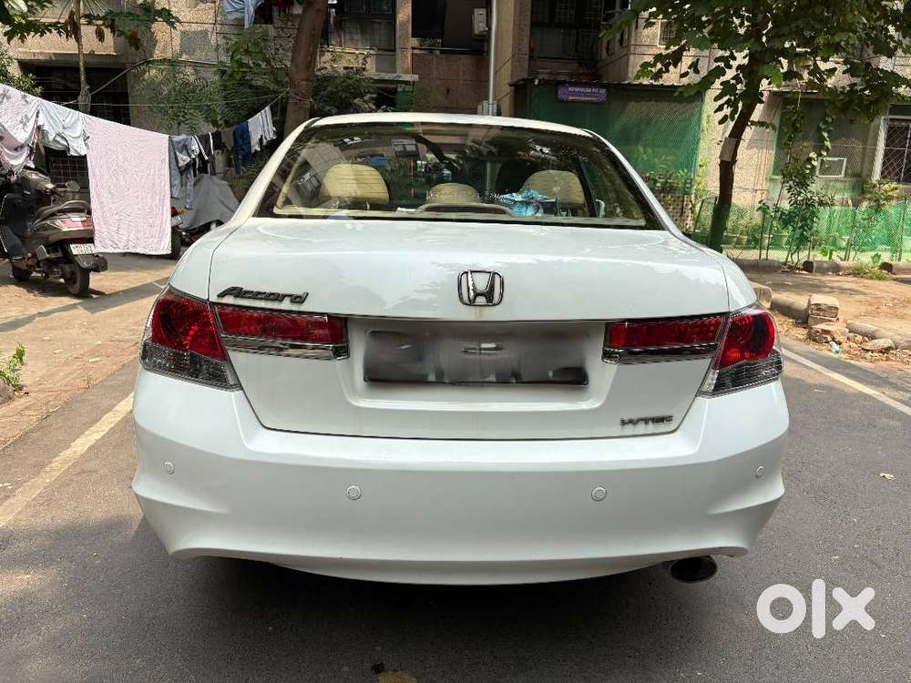 Honda Accord 2.4 At 2011 Model