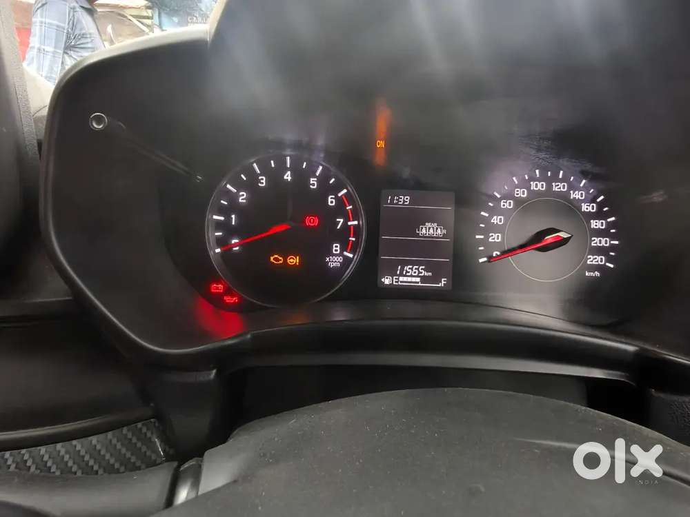 Maruti Suzuki Swift 1.2 Vxi Petrol Manual 2025
