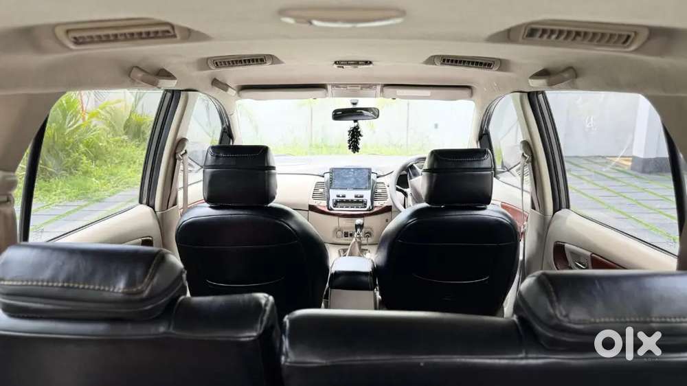 Toyota Innova 2013 Diesel Well Maintained