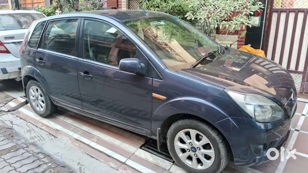 Ford Figo 2014 Petrol 60000 Km Driven