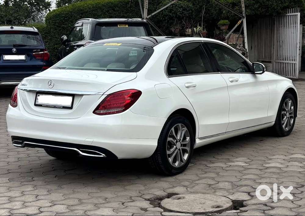 Mercedes Benz C-220 Cdi Avantgarde 59000 Kms Chandigarh Registration..