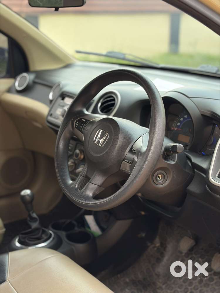 Honda Mobilio 1.5 S I-vtec Mt, 2015, Petrol