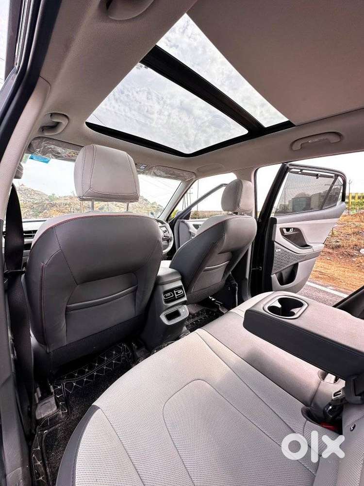 Hyundai Creta 1.5 Mpi Sx Petrol Ivt, 2025, Petrol