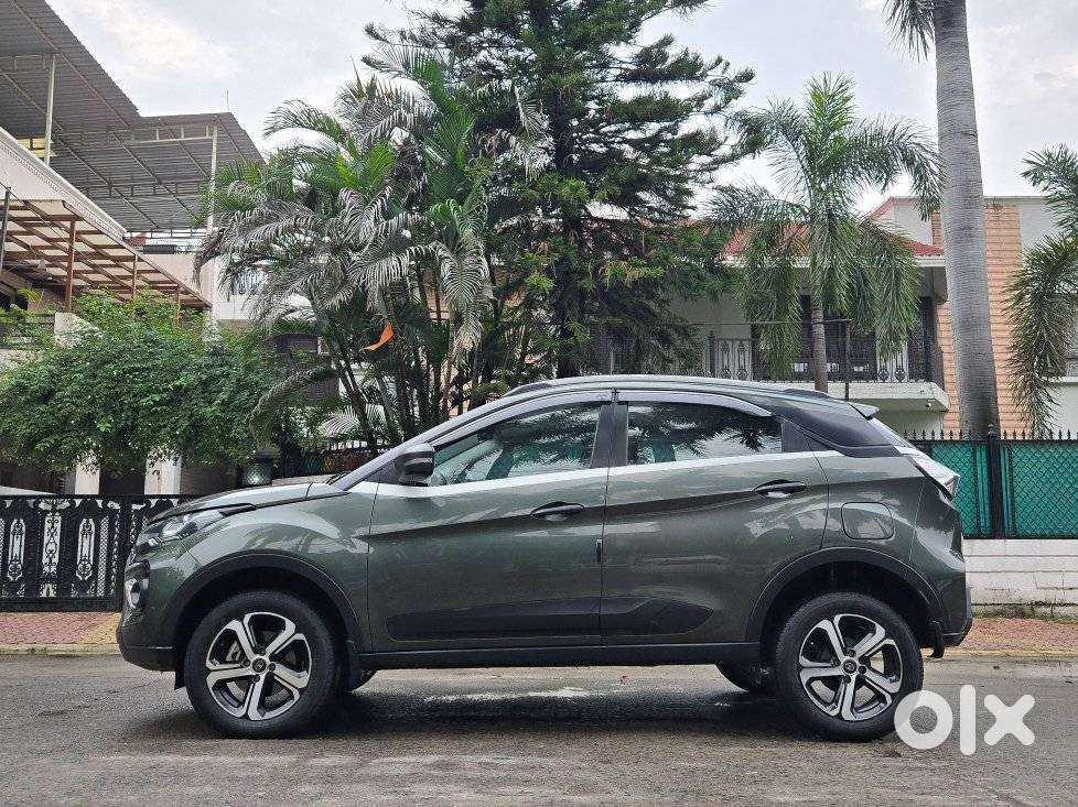 Tata Nexon 1.2 Revotron Xm Plus (s), 2023, Petrol