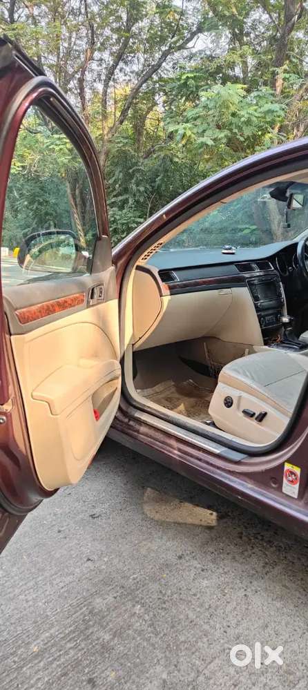 Skoda Superb 2013 Diesel 63000 Km Driven