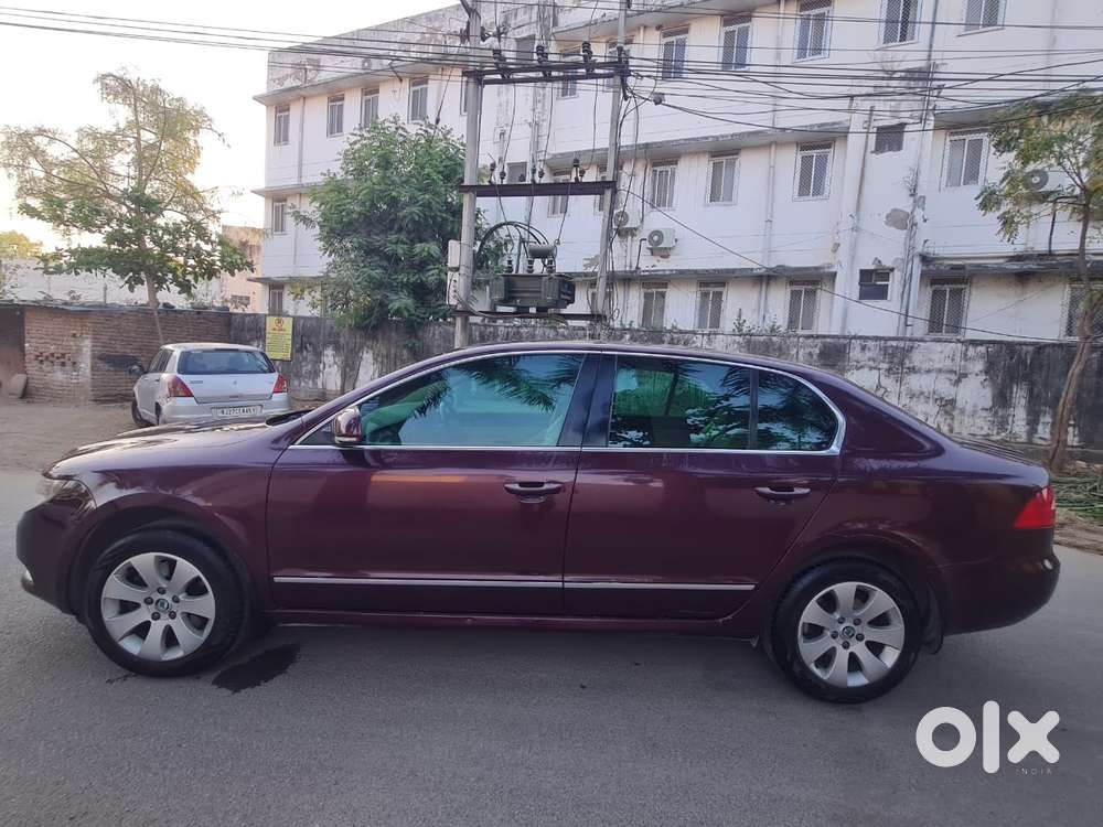 Skoda Superb Corporate 1.8 Tsi Mt, 2011, Petrol