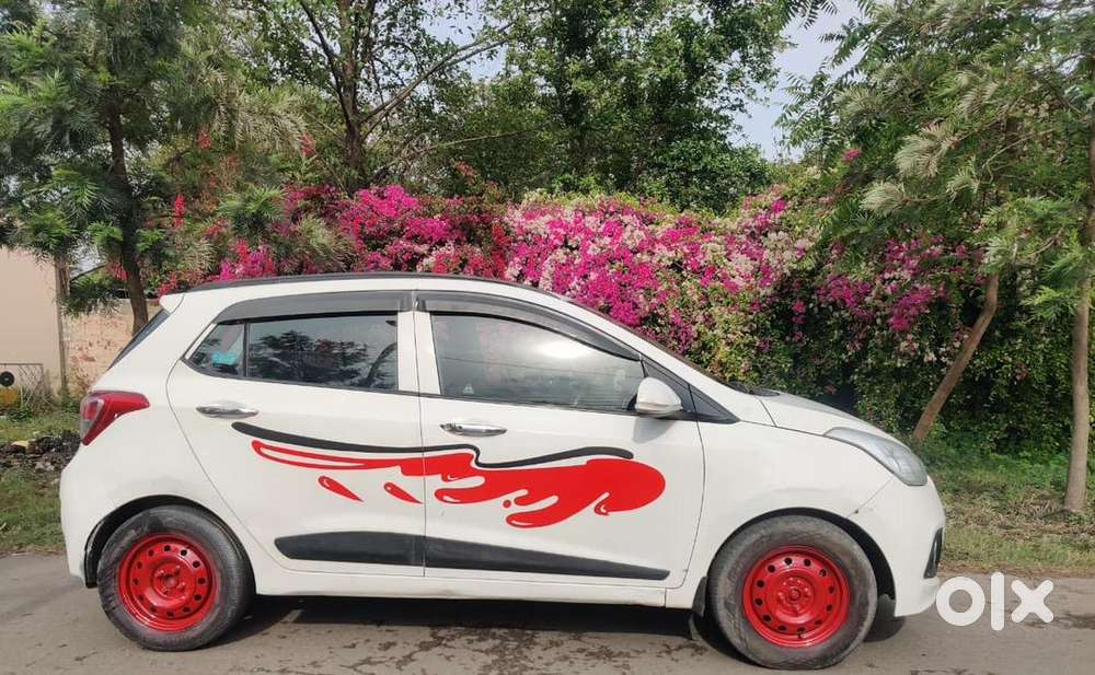 Hyundai I10 Sportz 2014 Diesel Good Condition