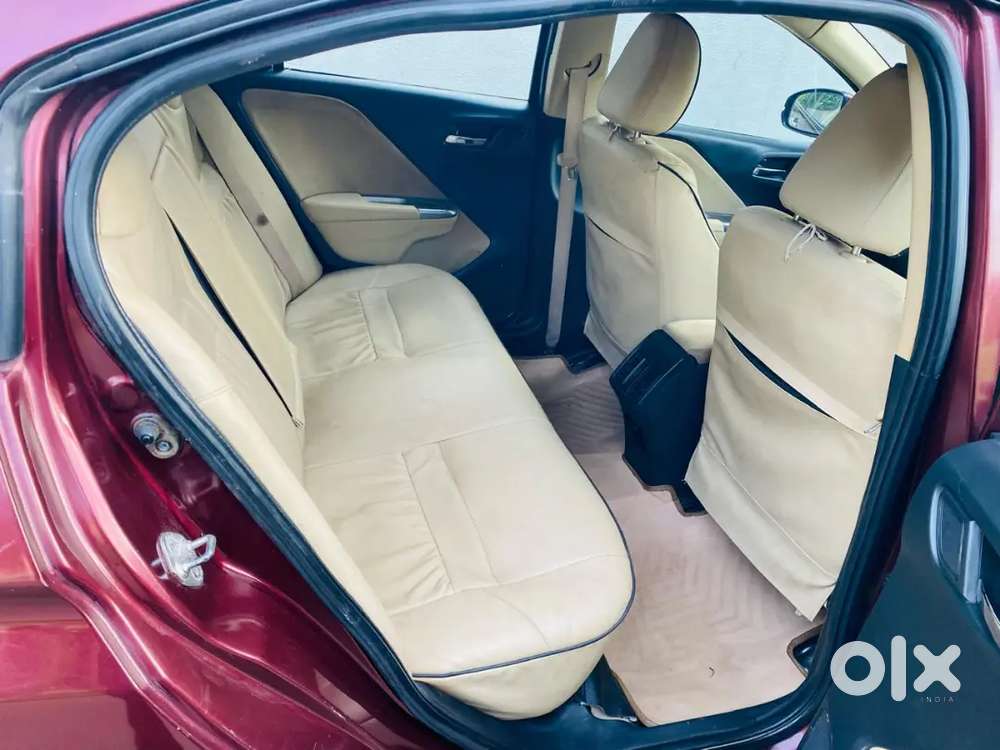 Honda City 1.5 V 2014
