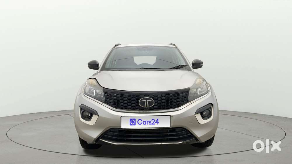 Tata Nexon 1.2 Revotron Xma, 2018, Petrol