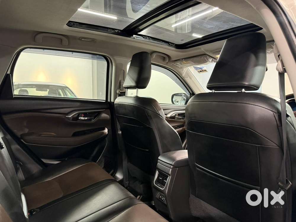 Toyota Urban Cruiser Hyryder 1.5 V Hybrid, 2024, Petrol