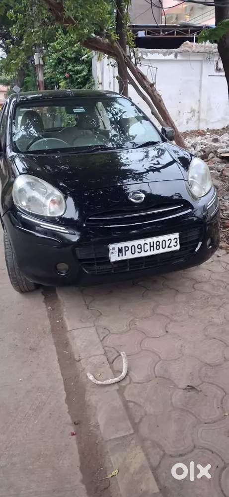 Nissan Micra Petrol+cng 2011