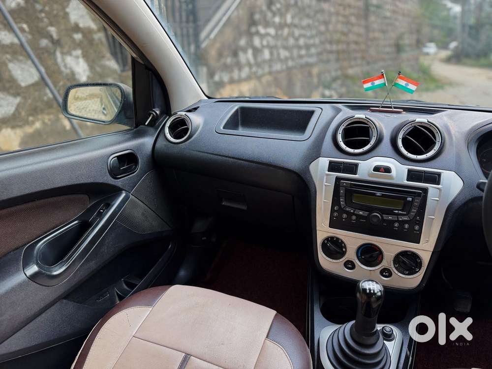 Ford Figo Ambiente, 2012, Petrol