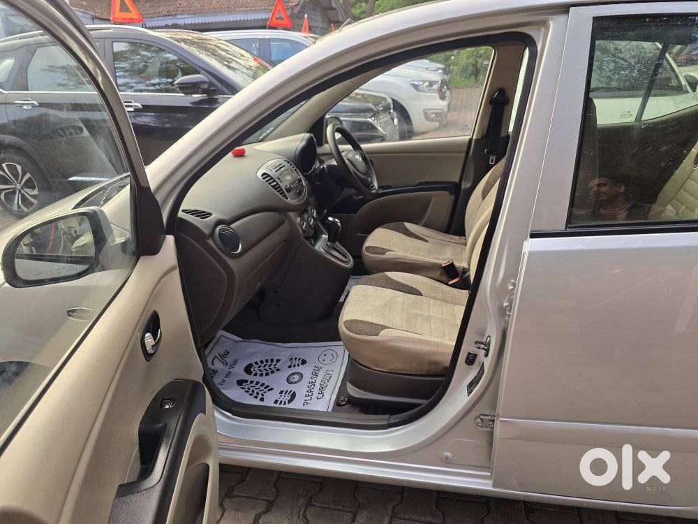 Hyundai I10 Sportz At, 2012, Petrol