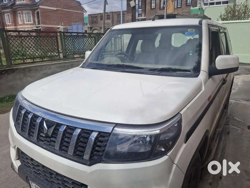 Mahindra Bolero Neo N10