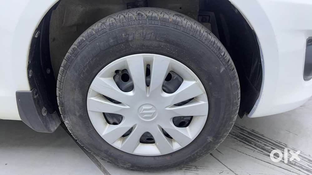 Maruti Suzuki Swift Dzire 1.3 Vxi, 2014, Petrol