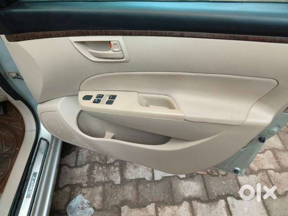 Maruti Suzuki Dzire 1.2 Lxi, 2015, Petrol