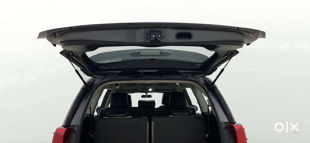 Toyota Innova Crysta 2.4 Gx Mt 8s, 2018, Diesel