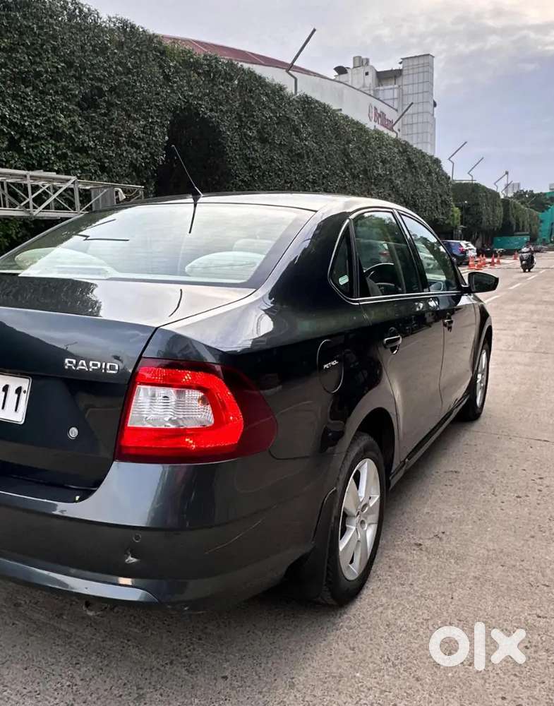 Skoda Rapid 1.6 Plus 2017