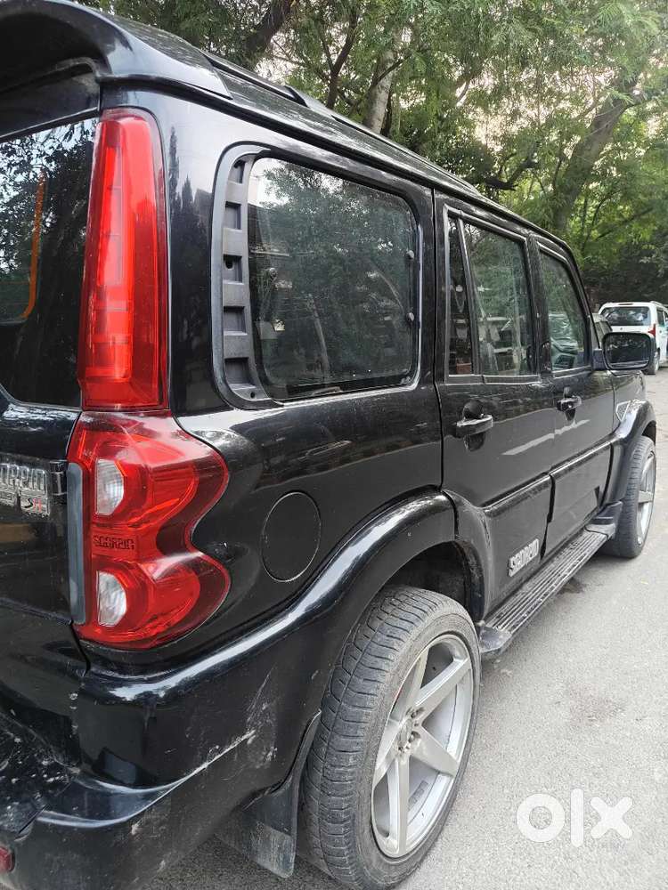 Mahindra Scorpio Classic 2021 Diesel 780000 Km Driven