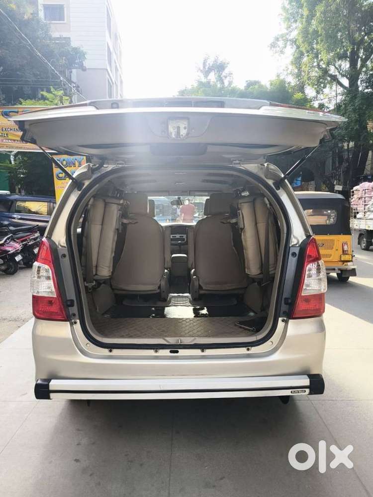 Toyota Innova 2.5 V 7 Str, 2014, Diesel