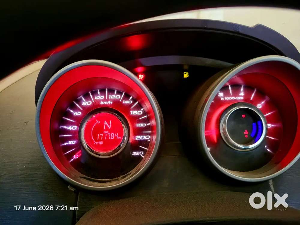 Mahindra Xuv500 2014 Diesel 171784 Km Driven