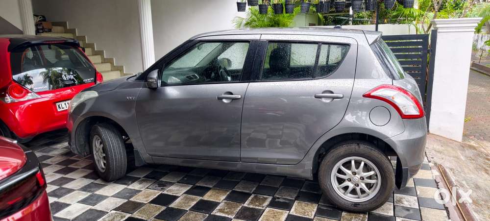 Maruti Suzuki Swift 1.2 Vxi (o), 2014, Petrol