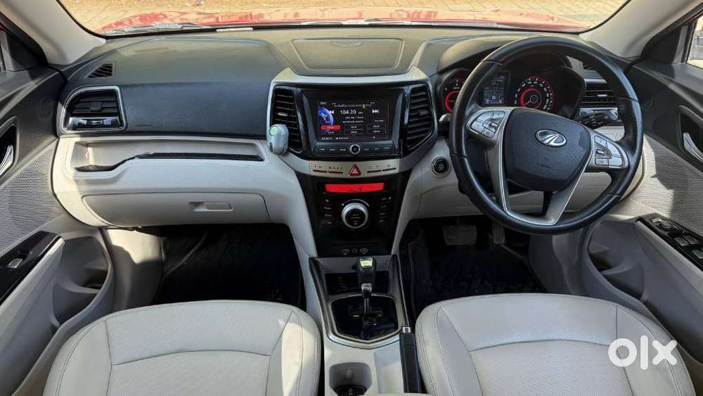 Mahindra Xuv300 W8 (o) 1.5 Diesel Amt, 2023, Diesel