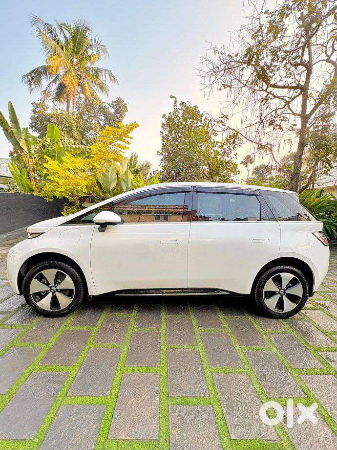 Mg Windsor Ev Essence, 2024, Electric