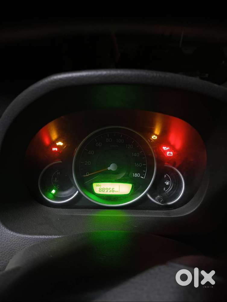 Hyundai Eon Magna 2011