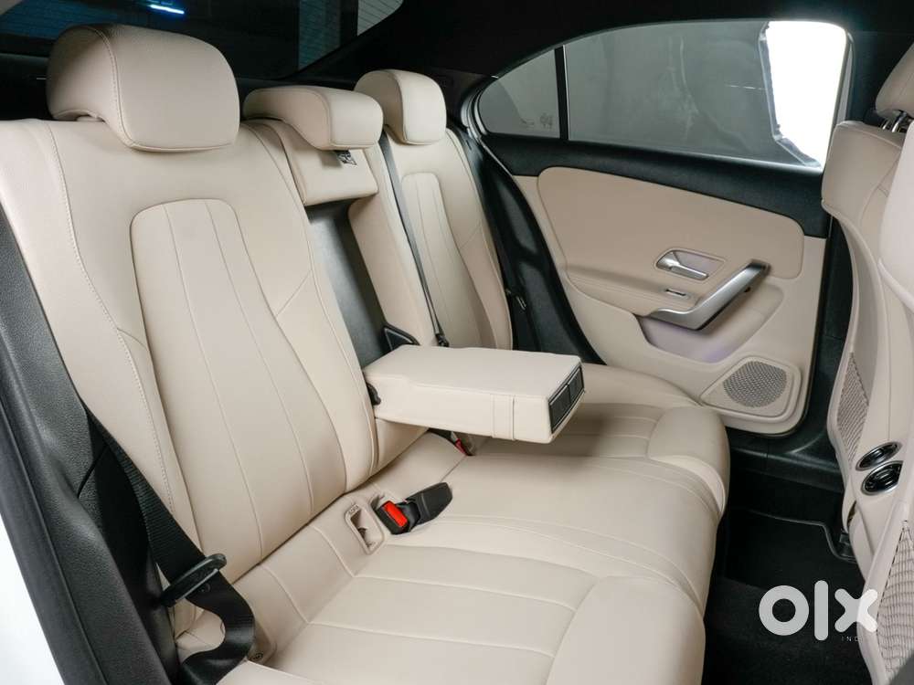 Mercedes-benz A-class Limousine 200, 2025, Petrol