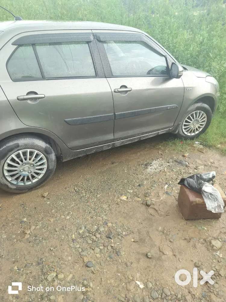 Maruti Suzuki Dzire 2017 Petrol Well Maintained