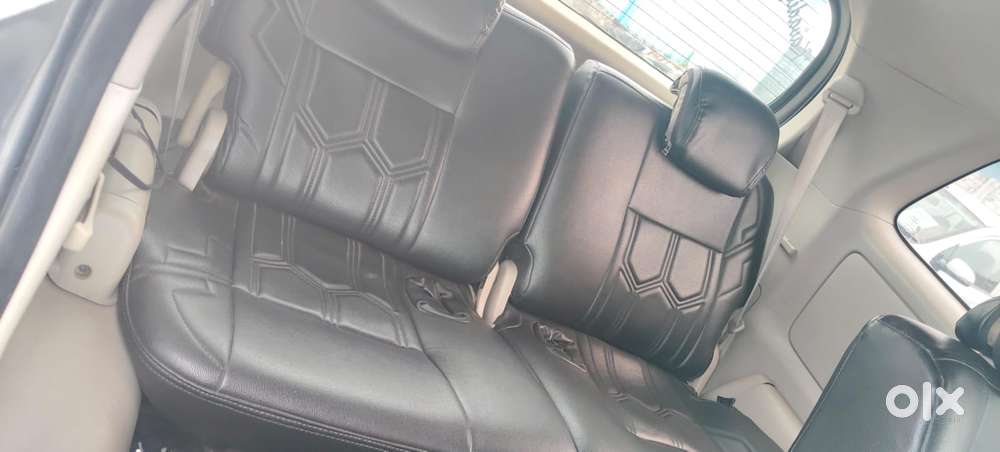 Toyota Innova 2.5 Vx 8 Seater Bs Iv, 2012, Diesel