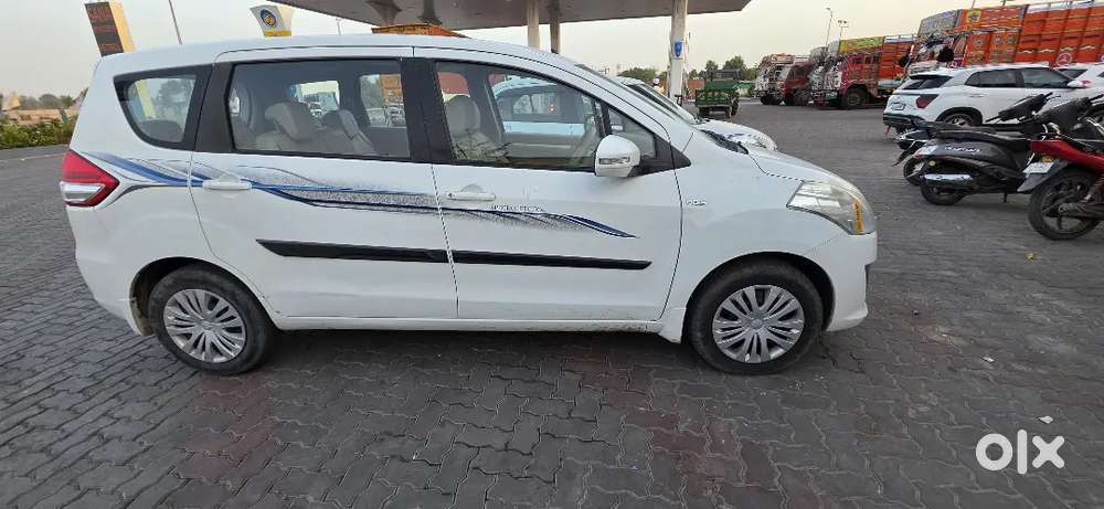 Maruti Suzuki Ertiga 2014 Diesel 92000 Km Driven