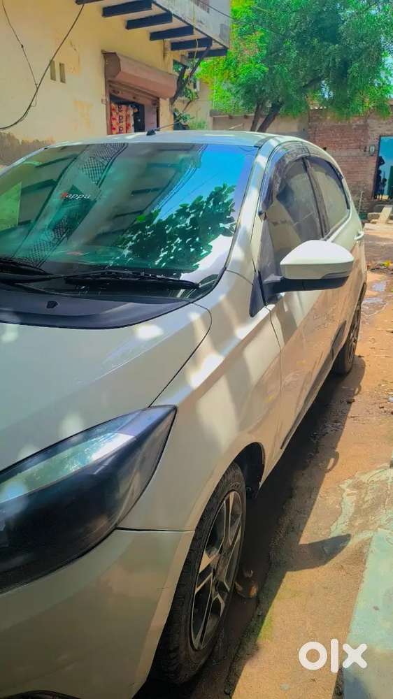 Tata Tiago 2020 Drive