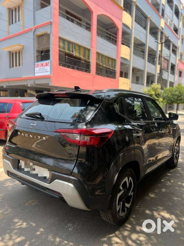 Nissan Magnite 1.0 Xv Premium, 2020, Petrol