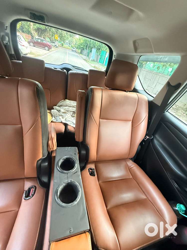 Toyota Innova Crysta 2.4 G Mt 7 Str, 2023, Diesel