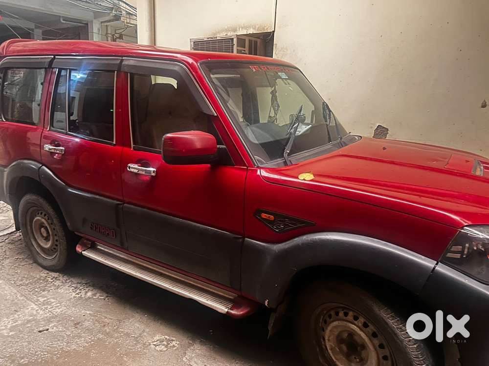 Mahindra Scorpio 2016